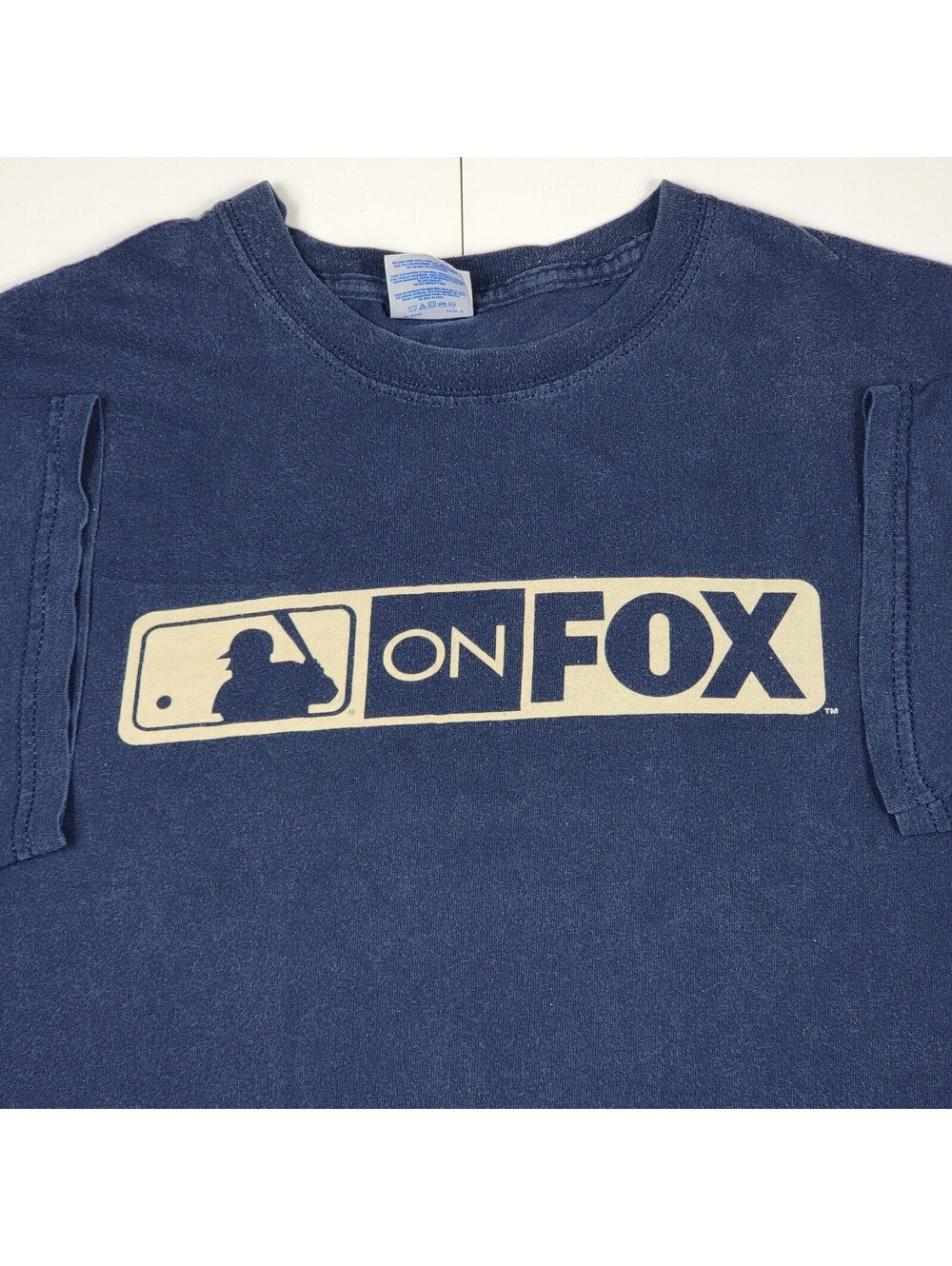Vintage MLB On Fox Navy Blue Graphic T-Shirt Sports News Tee